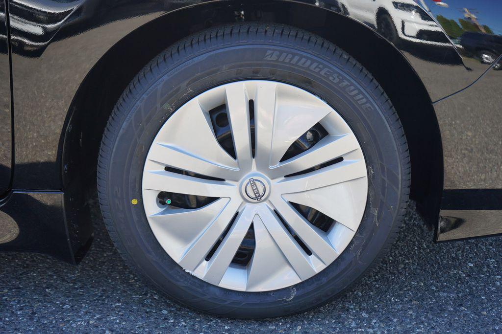 used 2023 Nissan Leaf car, priced at $15,999