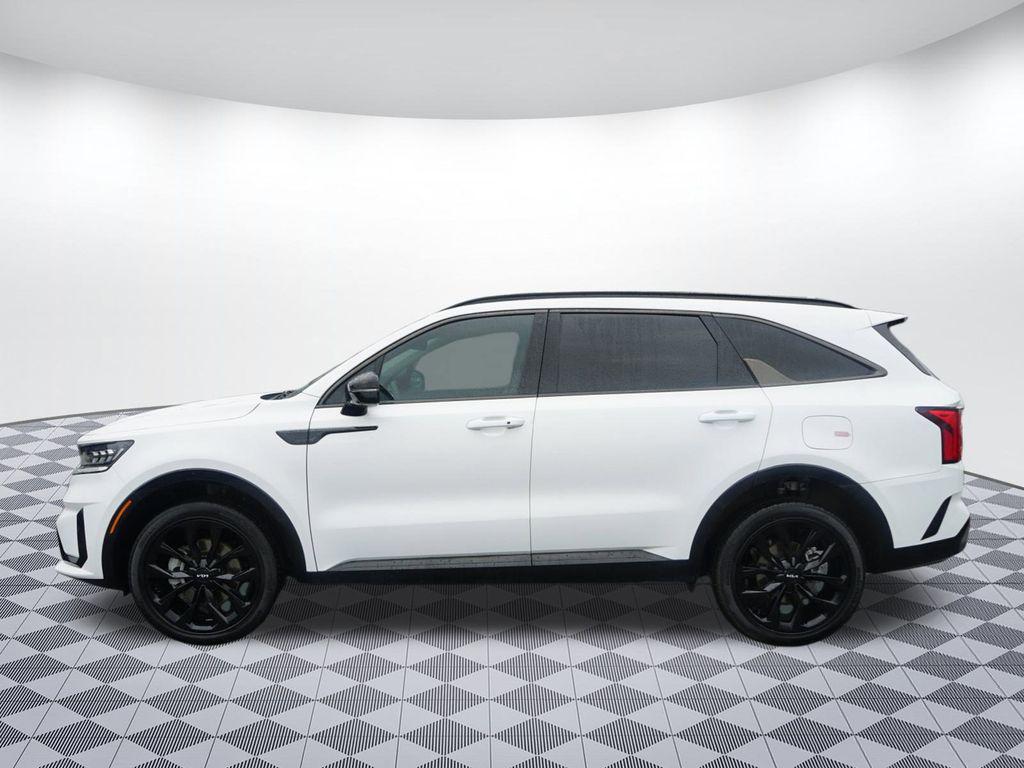 used 2023 Kia Sorento car, priced at $32,899