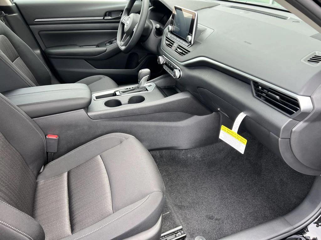 new 2025 Nissan Altima car, priced at $25,644