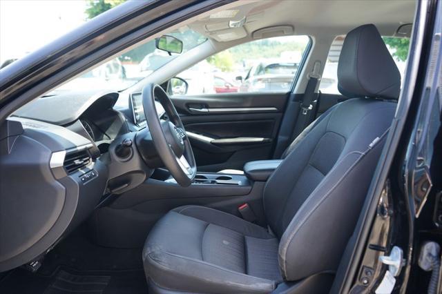 used 2022 Nissan Altima car, priced at $19,499