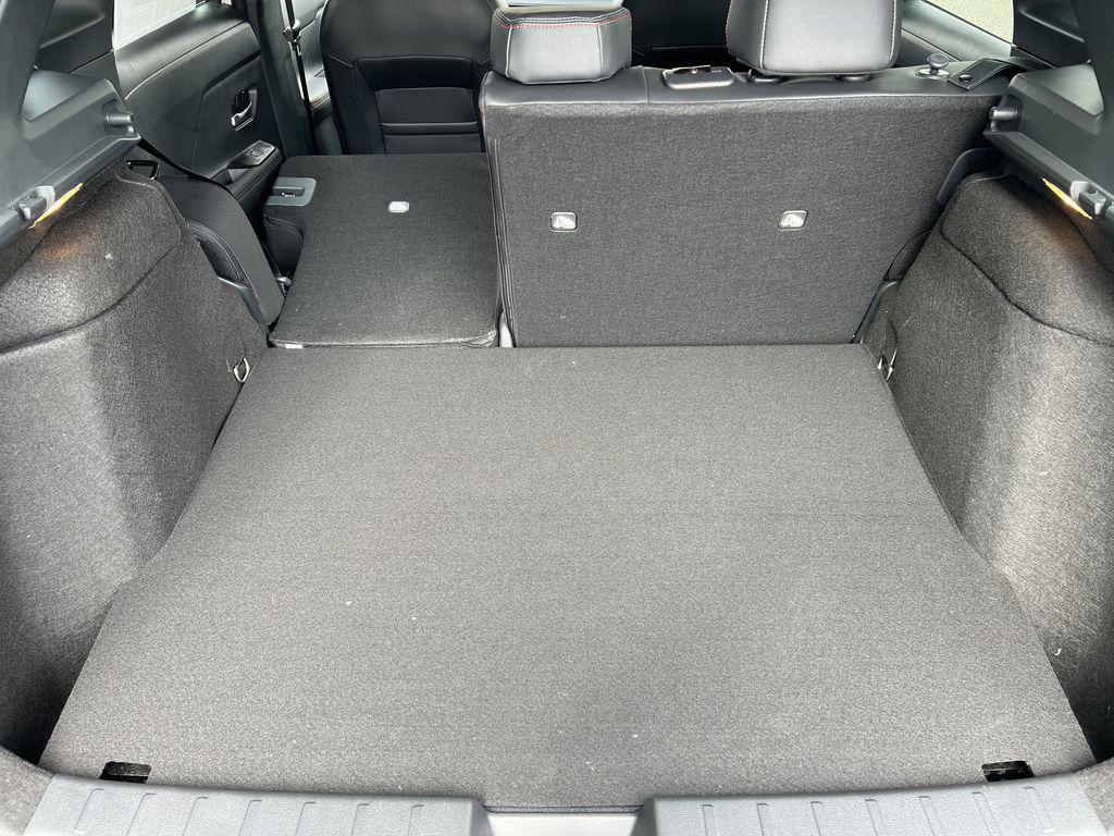 new 2025 Nissan Kicks car, priced at $27,999