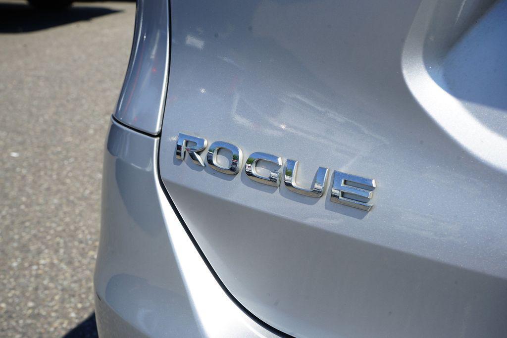 used 2014 Nissan Rogue car, priced at $7,499