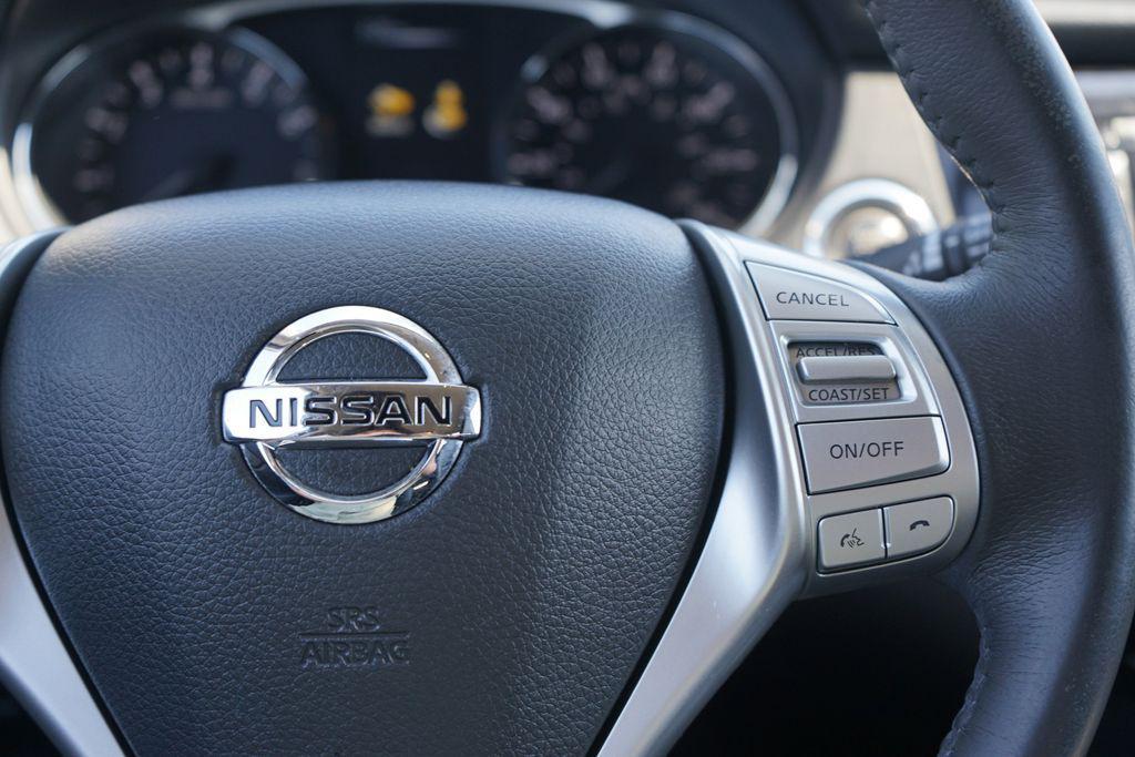 used 2014 Nissan Rogue car, priced at $7,499