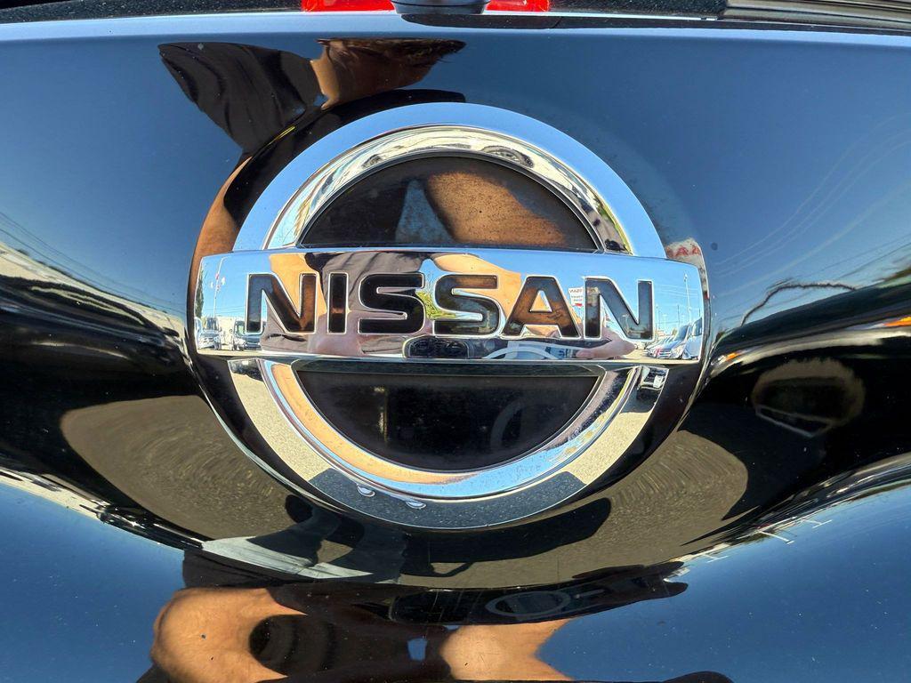 used 2018 Nissan Leaf car, priced at $10,999