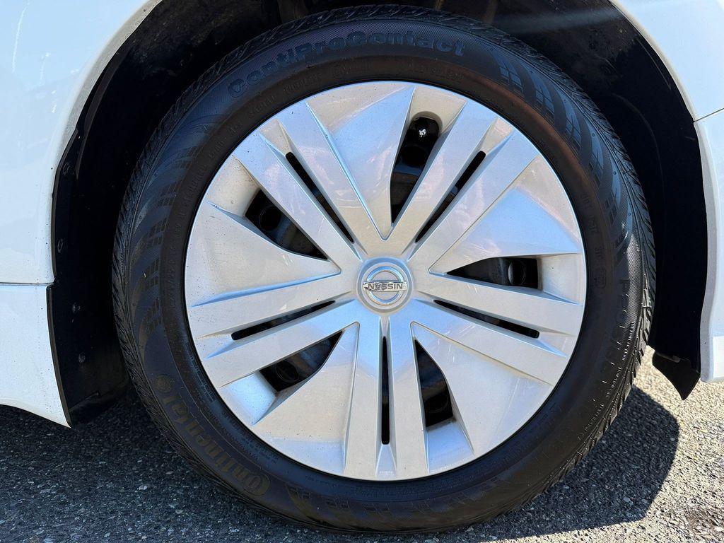 used 2018 Nissan Leaf car, priced at $10,999