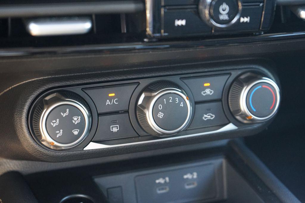 new 2025 Nissan Kicks car, priced at $23,499