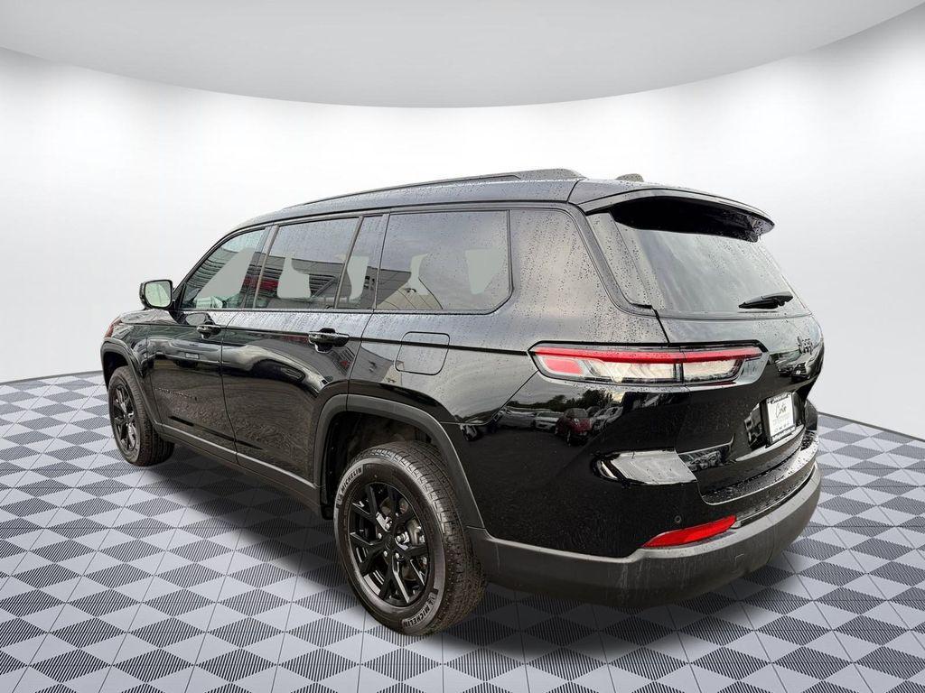 used 2024 Jeep Grand Cherokee L car, priced at $28,999