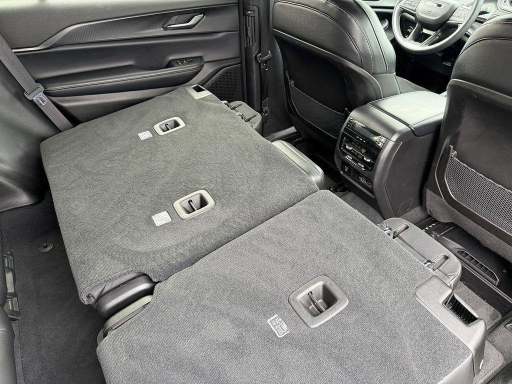 used 2024 Jeep Grand Cherokee L car, priced at $28,999