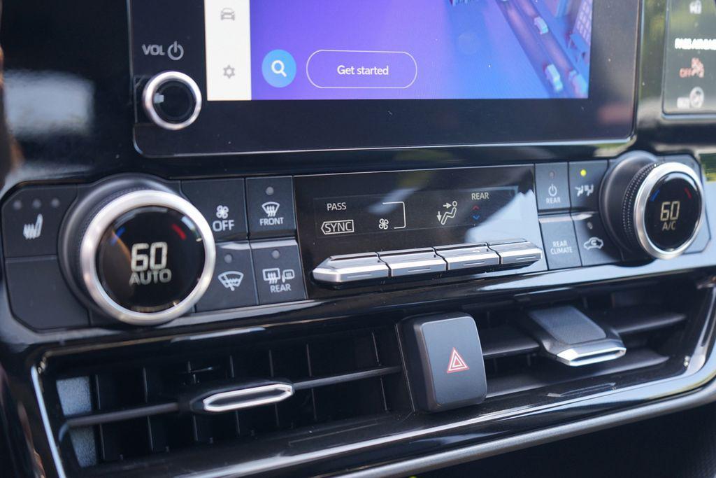 used 2023 Toyota Highlander car, priced at $34,899