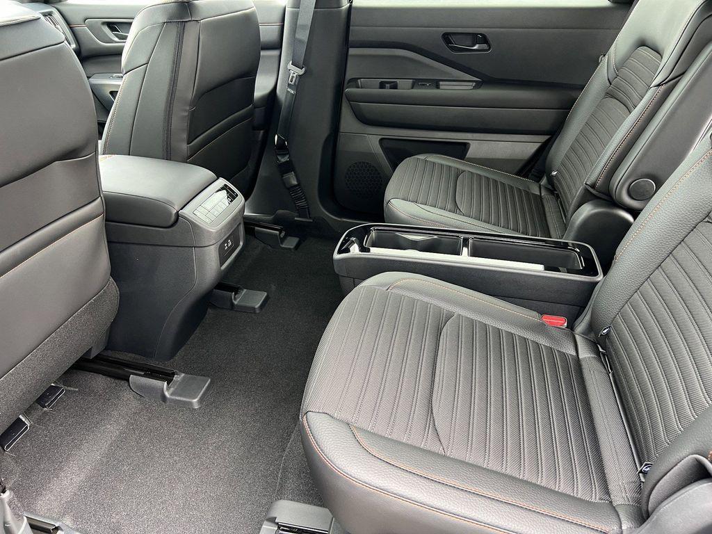 new 2025 Nissan Pathfinder car, priced at $42,182