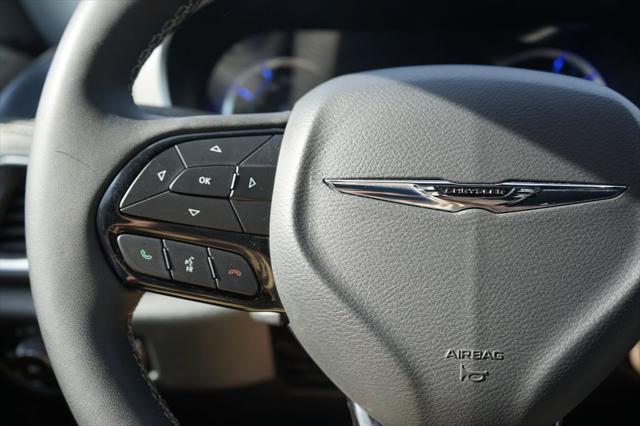 used 2024 Chrysler Pacifica Hybrid car, priced at $29,499