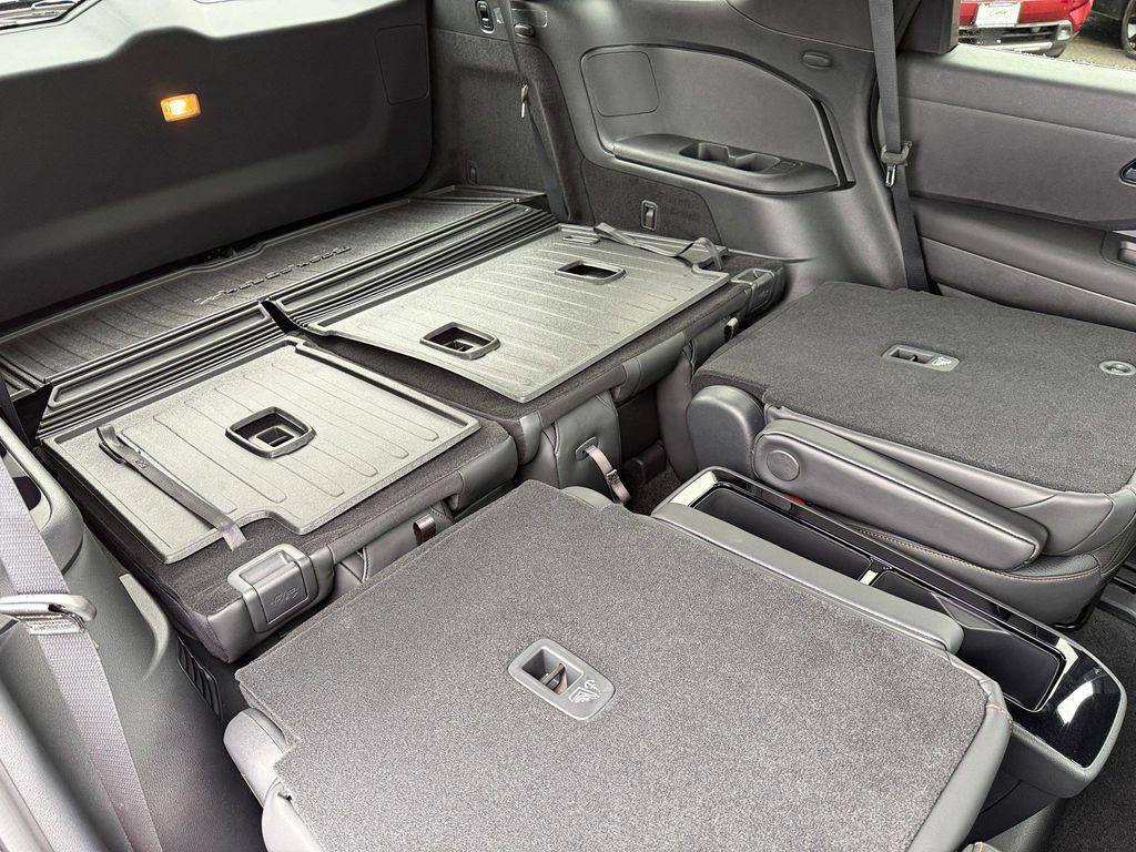 new 2025 Nissan Pathfinder car, priced at $42,348