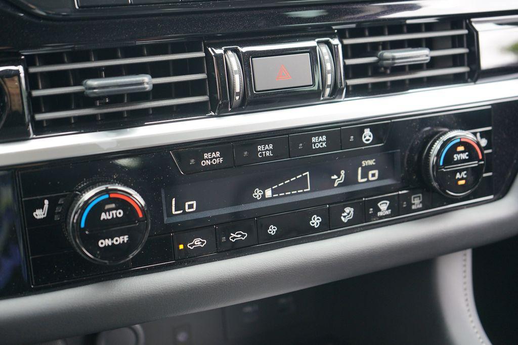 new 2025 Nissan Pathfinder car, priced at $42,402