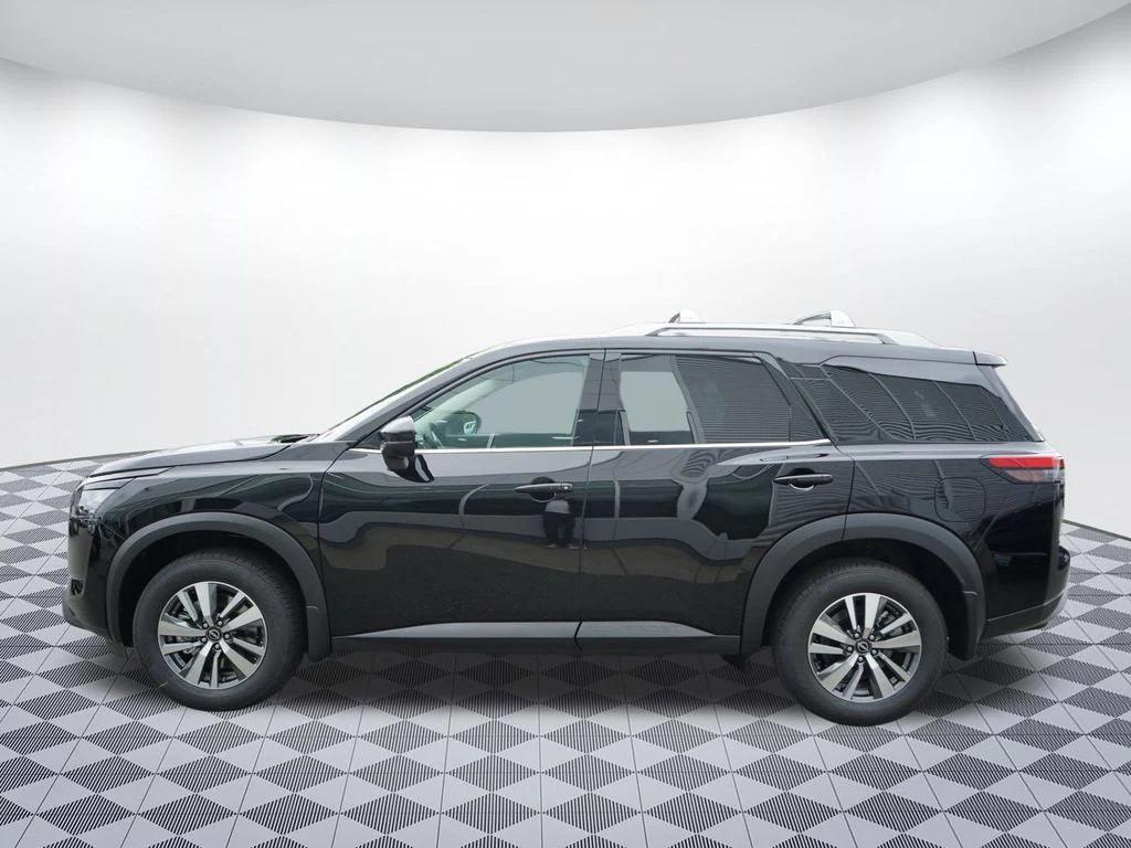 new 2025 Nissan Pathfinder car, priced at $42,402
