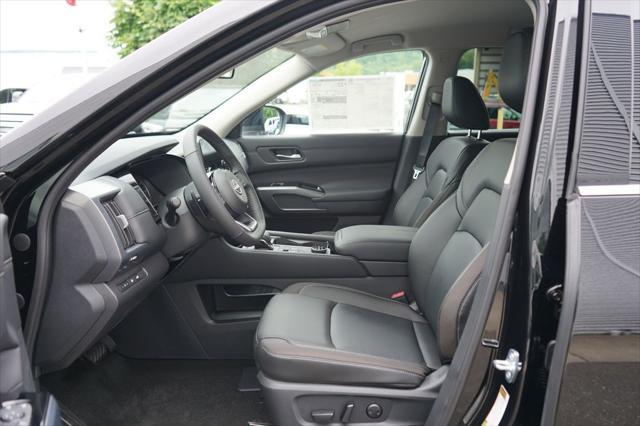 new 2025 Nissan Pathfinder car, priced at $42,402