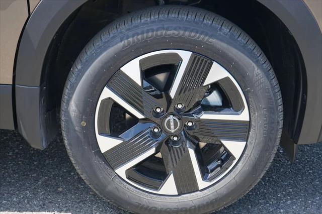 new 2025 Nissan Kicks car, priced at $24,984