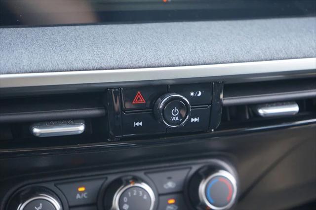 new 2025 Nissan Kicks car, priced at $24,984