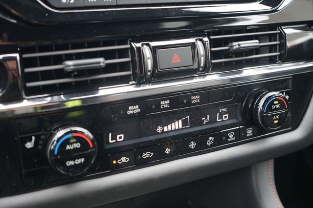 new 2025 Nissan Pathfinder car, priced at $42,138