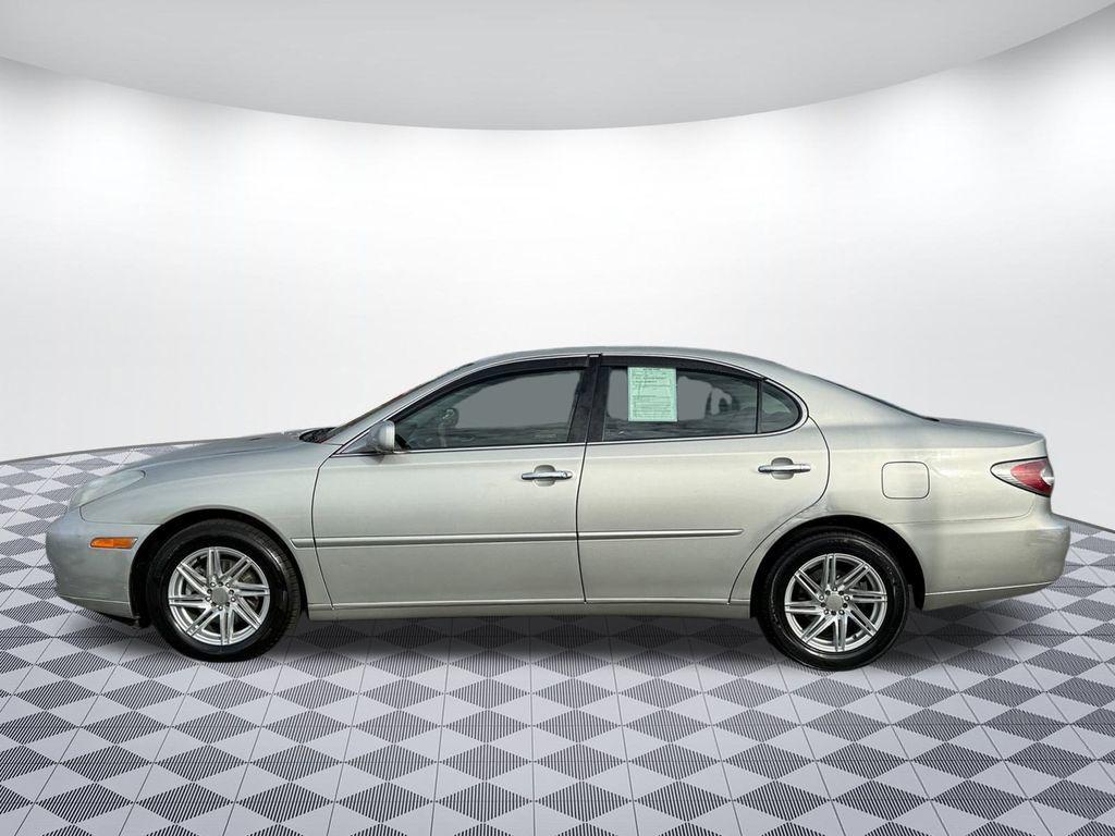 used 2004 Lexus ES 330 car, priced at $6,499
