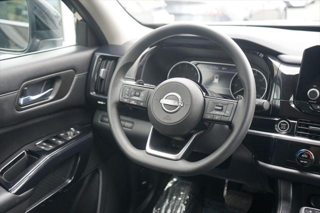 used 2022 Nissan Pathfinder car, priced at $25,499