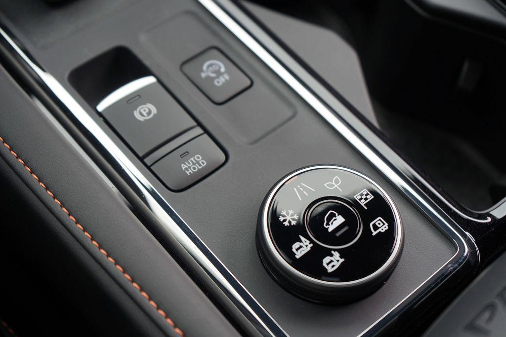 new 2025 Nissan Pathfinder car, priced at $42,138