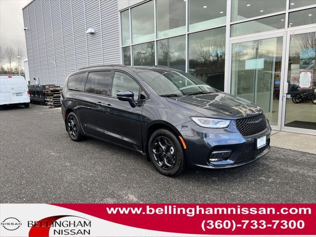 used 2021 Chrysler Pacifica Hybrid car, priced at $29,999