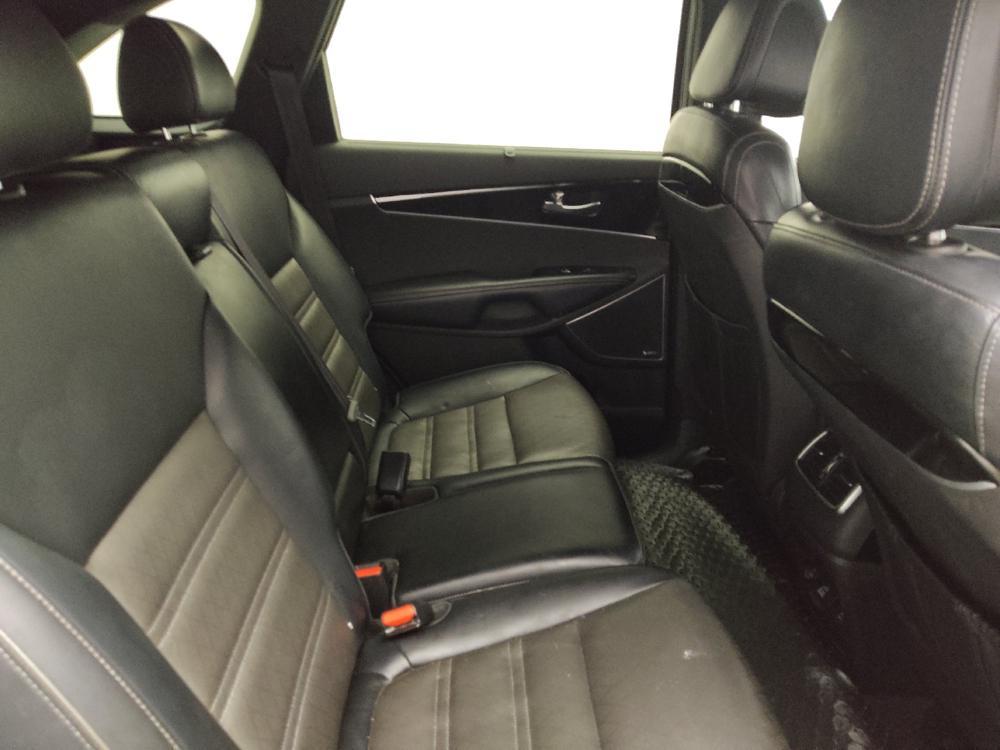 used 2016 Kia Sorento car, priced at $19,395
