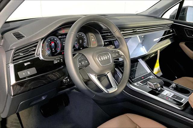 new 2025 Audi Q7 car, priced at $77,605