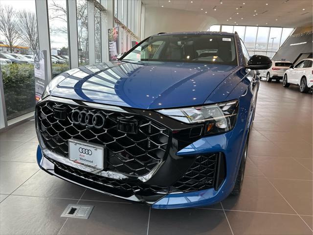 new 2025 Audi RS Q8 car, priced at $158,650