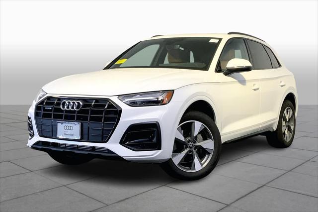 new 2025 Audi Q5 car, priced at $49,540