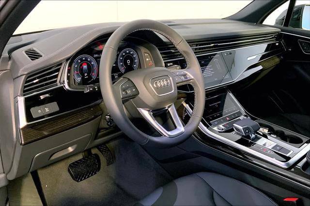 new 2025 Audi Q7 car, priced at $64,730