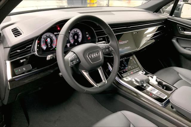 new 2025 Audi Q7 car, priced at $71,930