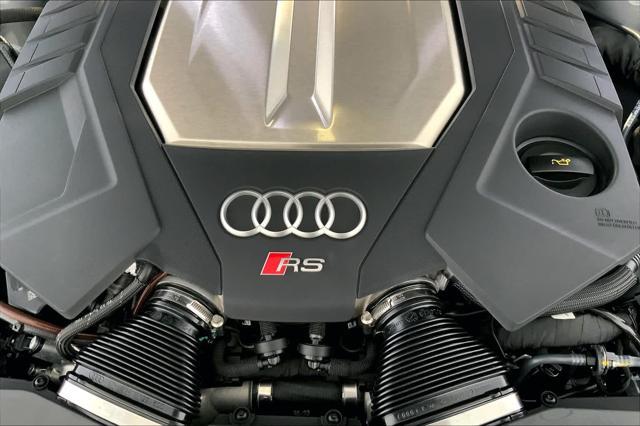 new 2025 Audi RS 6 Avant car, priced at $145,670