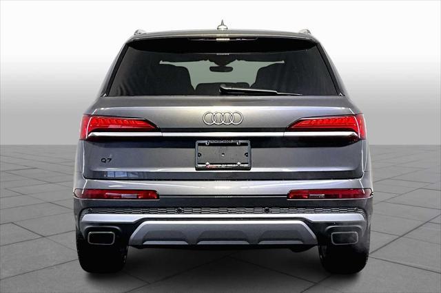 new 2025 Audi Q7 car, priced at $65,730