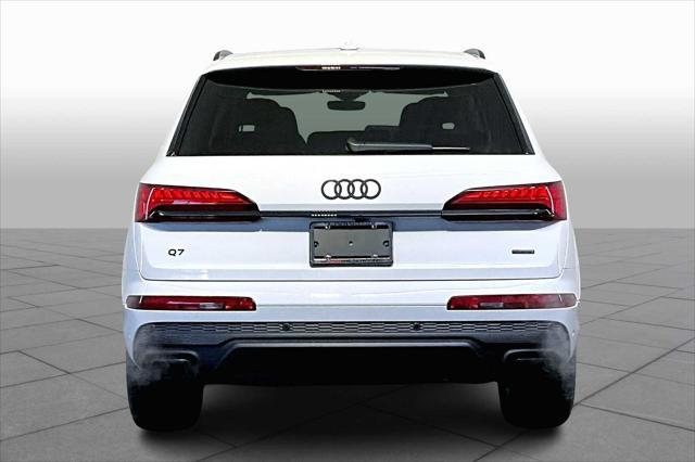 new 2025 Audi Q7 car, priced at $76,985