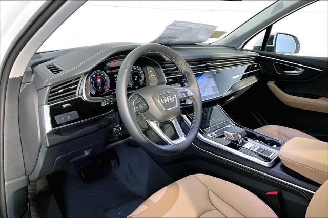 new 2025 Audi Q7 car, priced at $76,985