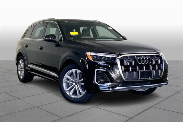 new 2025 Audi Q7 car, priced at $65,730