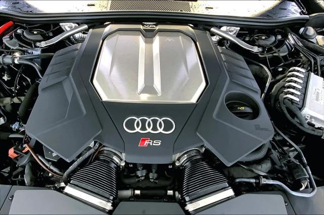 new 2025 Audi RS 6 Avant car, priced at $143,355