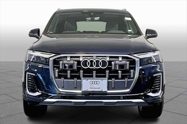 new 2025 Audi Q7 car, priced at $65,730