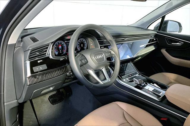 new 2025 Audi Q7 car, priced at $76,985