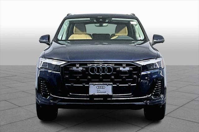 new 2025 Audi Q7 car, priced at $76,985