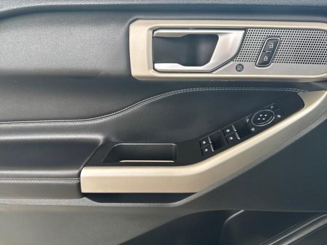 used 2023 Ford Explorer car