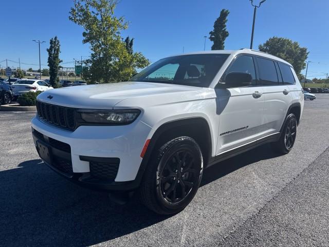 used 2024 Jeep Grand Cherokee L car, priced at $28,488
