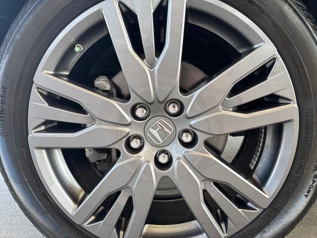 used 2022 Honda Pilot car, priced at $27,795