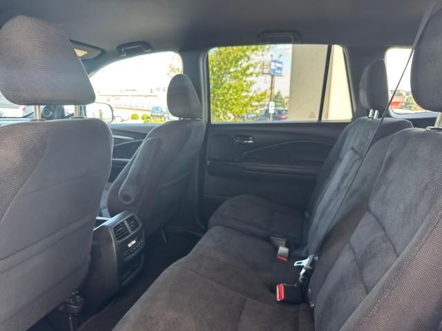 used 2022 Honda Pilot car, priced at $27,795