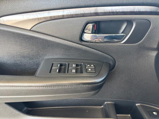 used 2022 Honda Pilot car, priced at $27,795