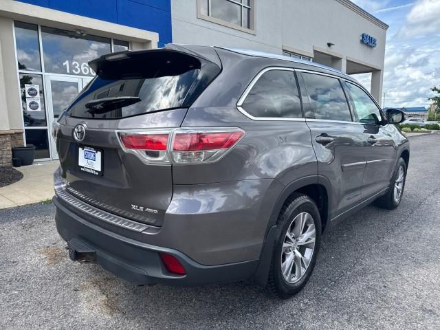 used 2015 Toyota Highlander car, priced at $12,988