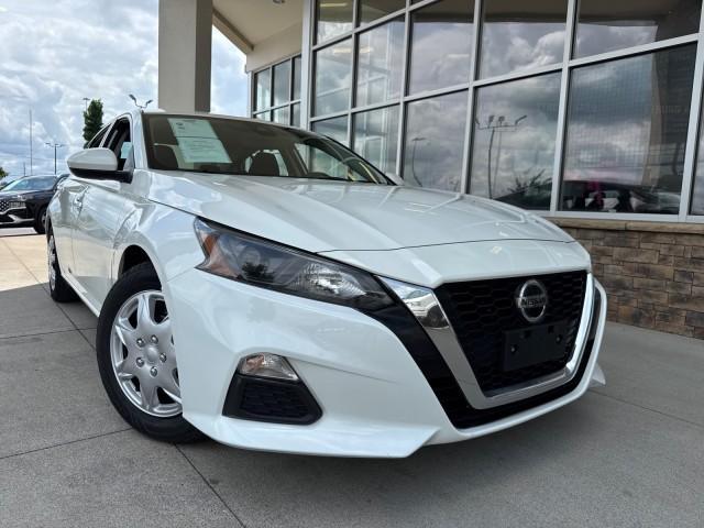 used 2022 Nissan Altima car