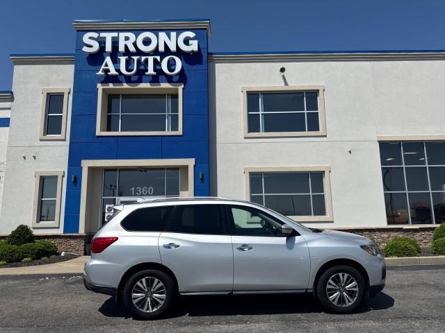 used 2020 Nissan Pathfinder car, priced at $16,988