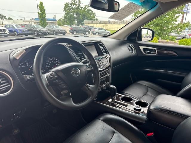 used 2015 Nissan Pathfinder car